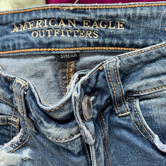 American Eagle Outfitters stretch shorts |
HI-RISE SHORTIE | 6 - Picture 2 of 13